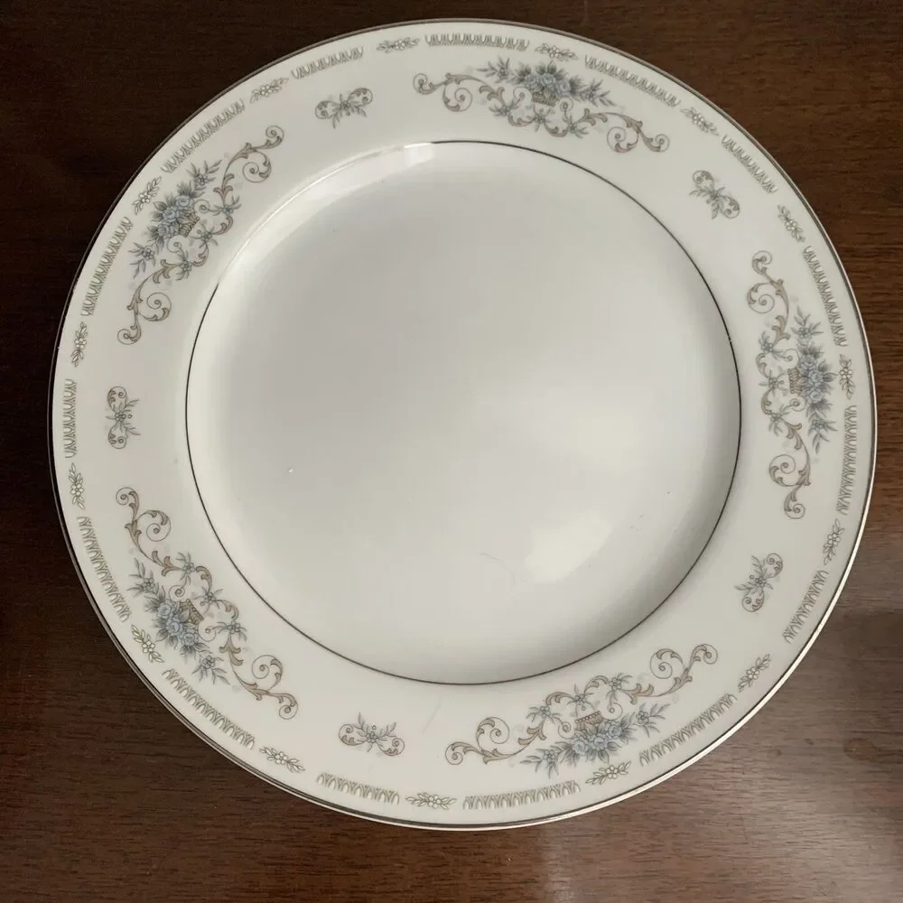 Set of 5 Fine China Japan Diane 10 3/8